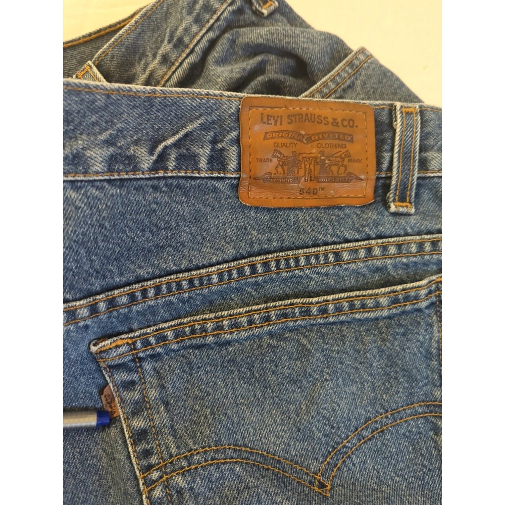 Vtg 90s Levi's 540 Jeans Men 40x30 Relaxed Fit Brown Tab Med Wash Jeans Cotton